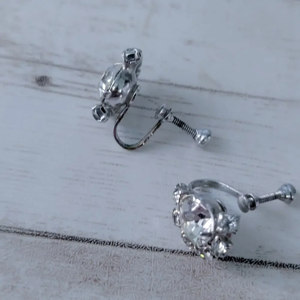 Vintage Screw Back Earrings 5/8